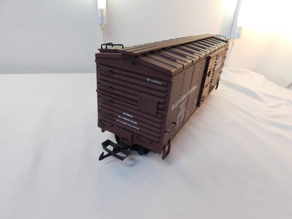 USA Trains R19087B G Scale Steel Box Car Illinois Central #1370884