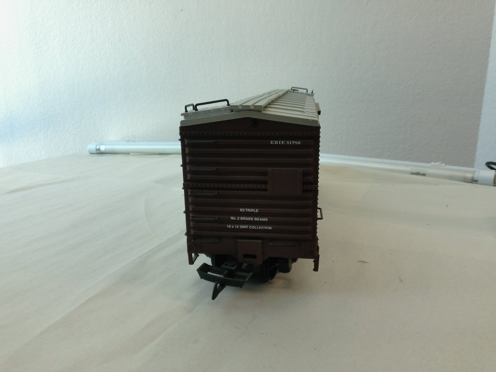 USA Trains R19109A G Scale Steel Box Car erie #817866