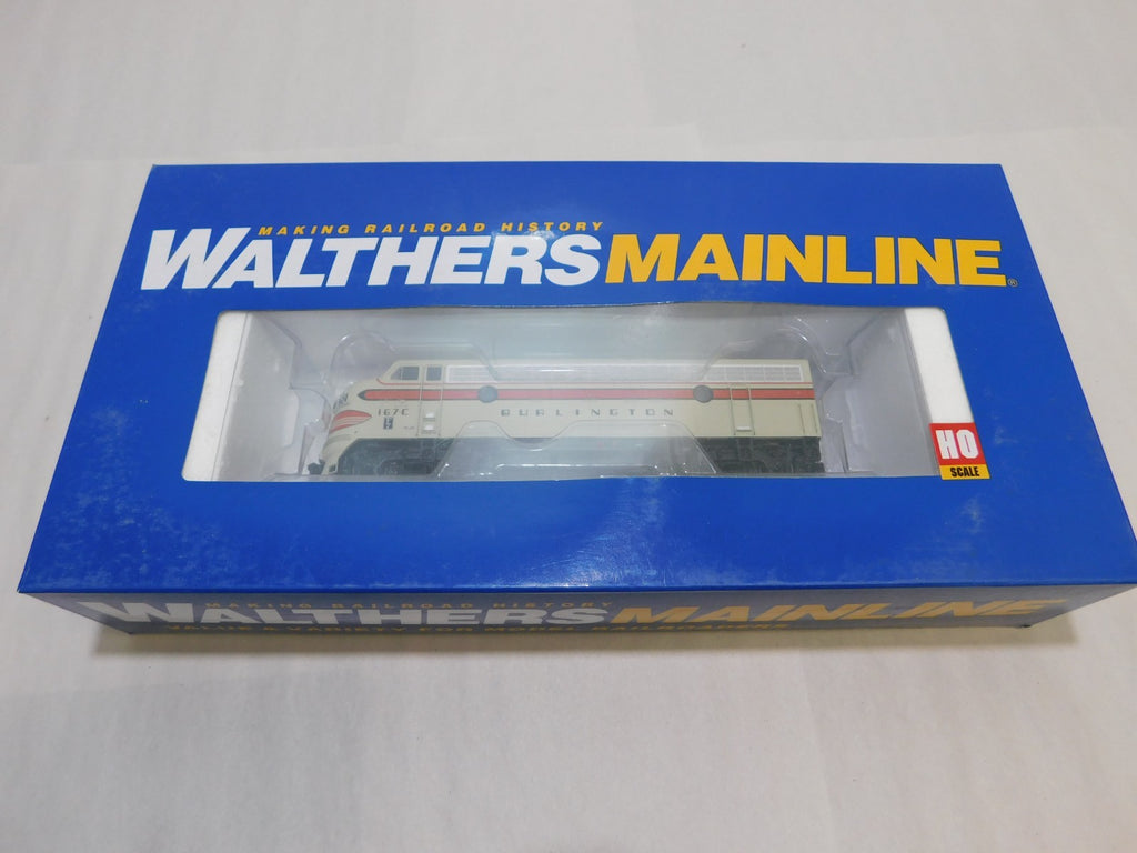 Walthers 910-19911 HO Scale EMD F7A Diesel Locomotive, DCC+Sound, CB&Q #167C1