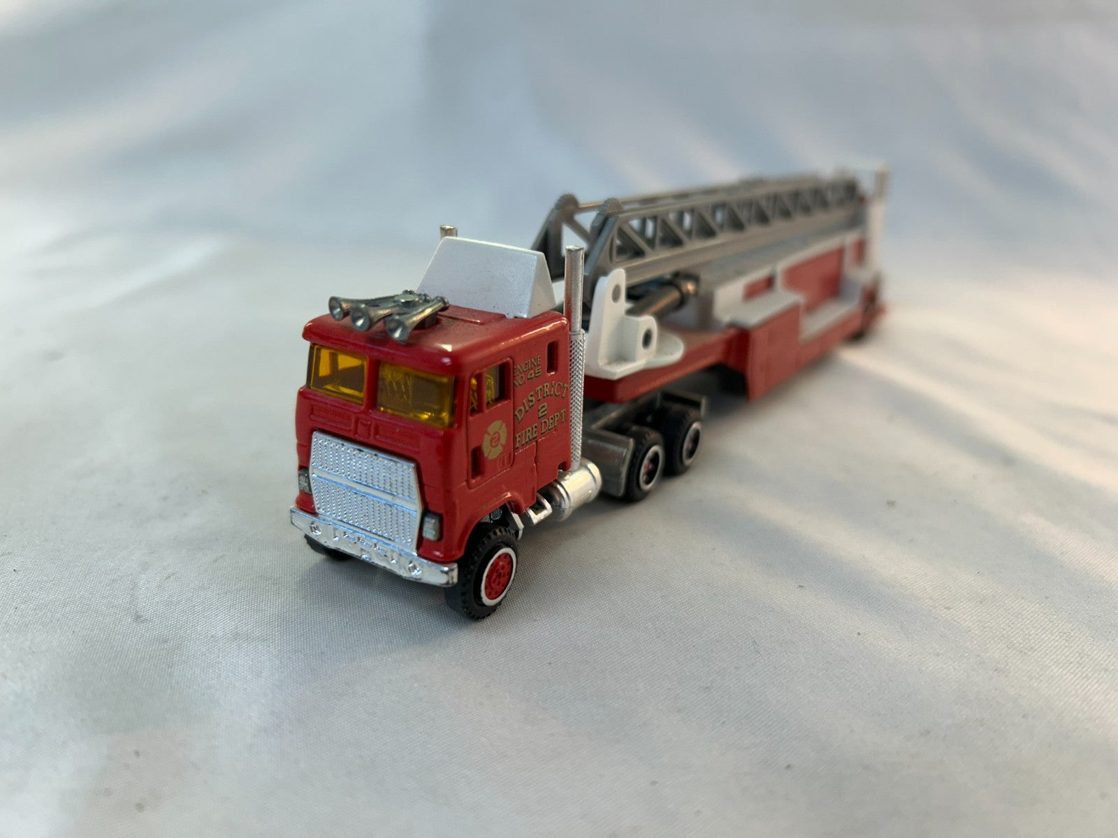 Majorette No. 612 HO Scale Fire Truck, District 2 Fire Dept, Engine No. 453