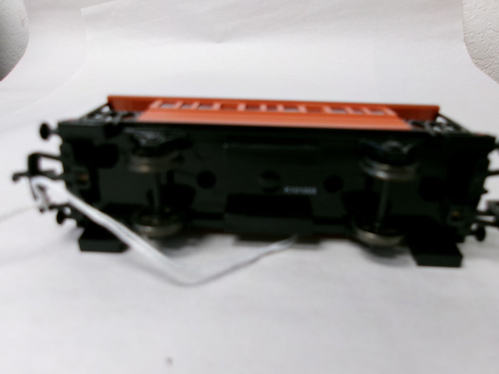 HO Scale Bachmann Deluxe Henrietta Coach Thomas & Friends #77028 Rolling Stock5