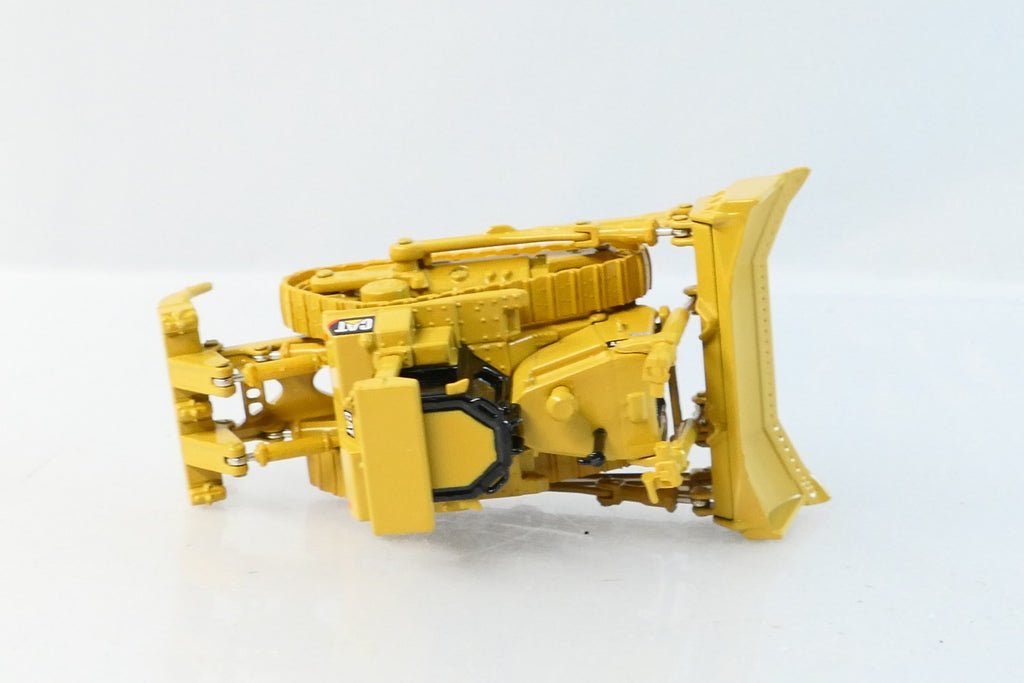 Norset 55209 HO Scale Vehicle D9T Cat Dozer4