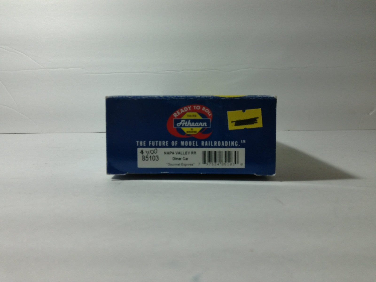 Athearn 85103 HO Scale Napa Valley RR Diner Car Gourmet Express #11003
