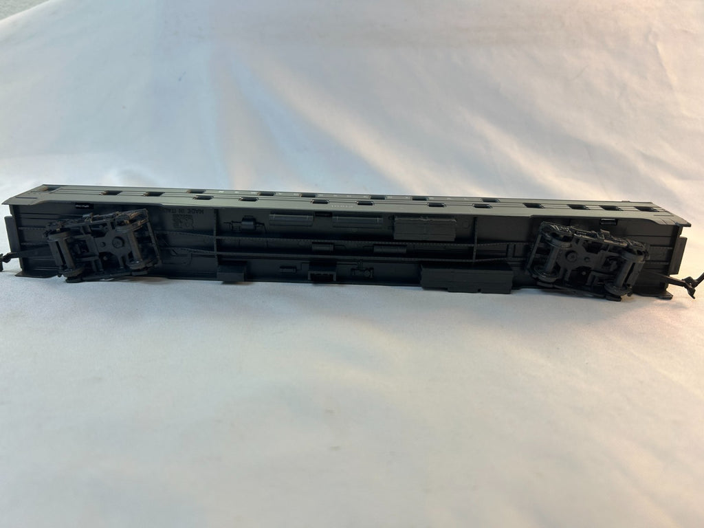 Rivarossi HO Scale New York Central 2 Car Set Duplex Sleeper and Passenger Coach9