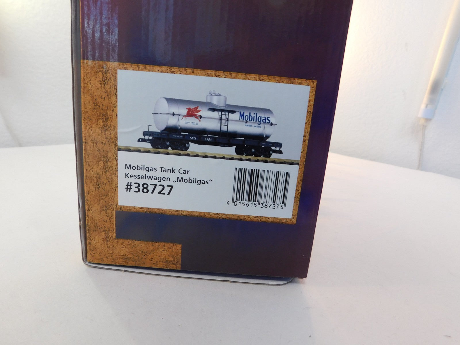 Piko 38727 G Scale Tank Car Mobilgas2