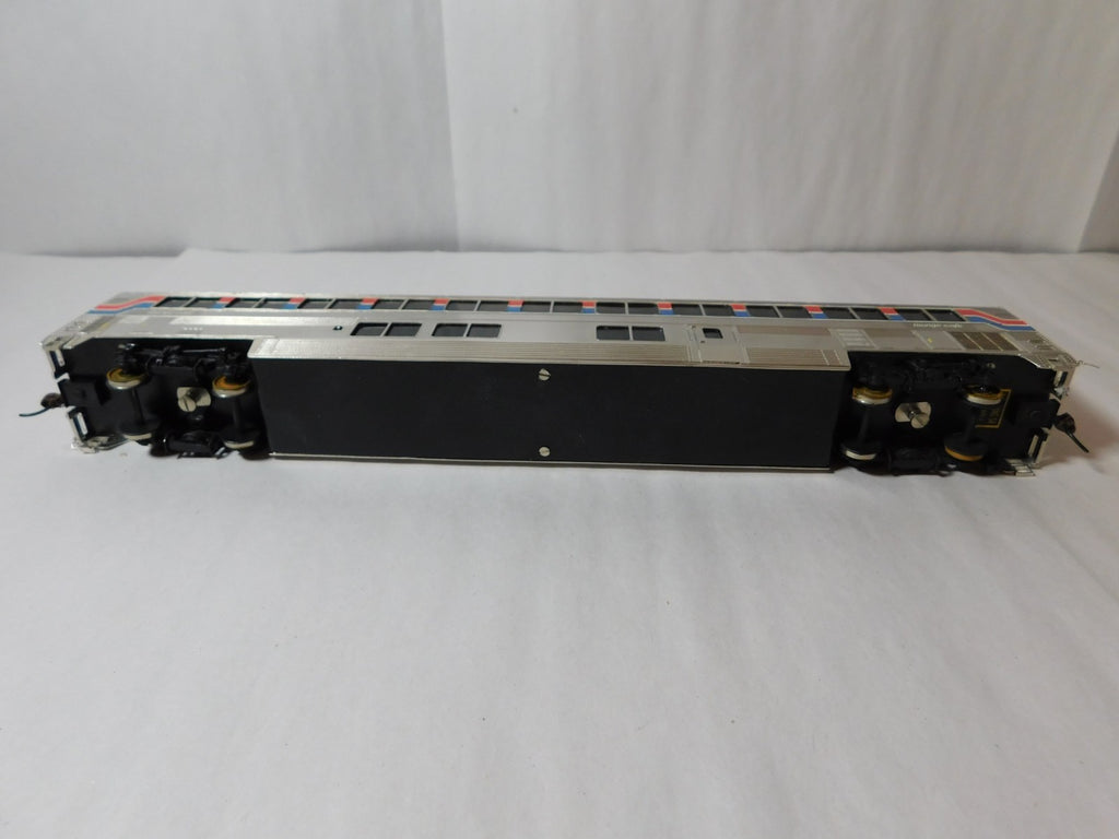 PFM Samhongsa HO Scale Amtrak Superliner, Lounge Cafe #33016 BRASS5