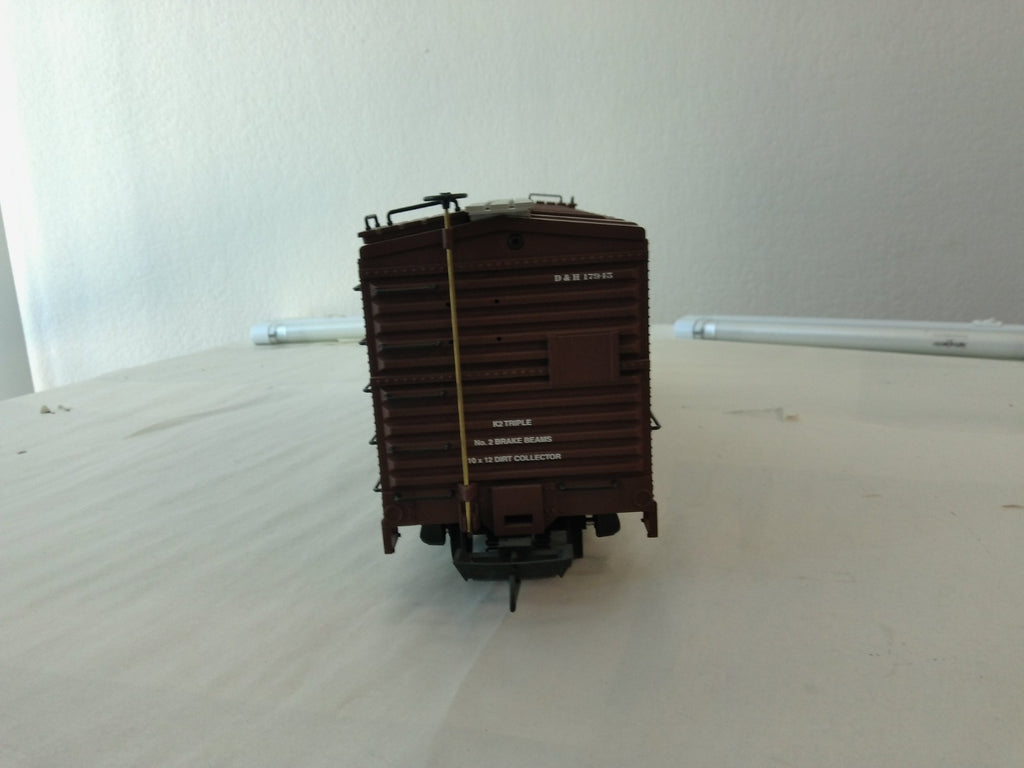 USA Trains R19107A G Scale Steel Box Car Delaware & Hudson #179455