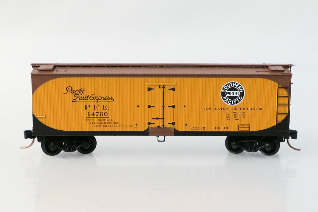 Micro Trains 49500 N Pacific Fruit Express 40' Wood Reefer Vertical Brake Wheel3