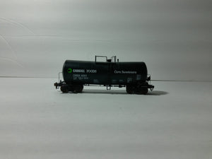 Walthers 920-100104 HO Scale Funnel-Flow Tank Car Cargill #4541
