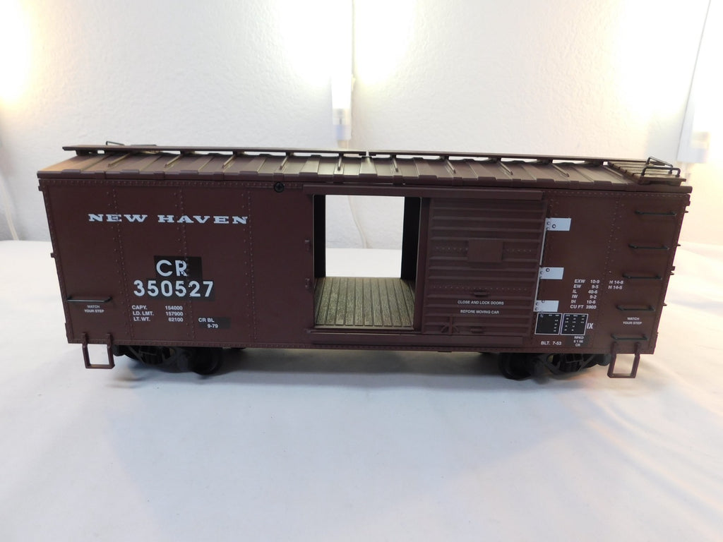 USA Trains R19090A G Scale Steel Box Car CR/NH #3505273