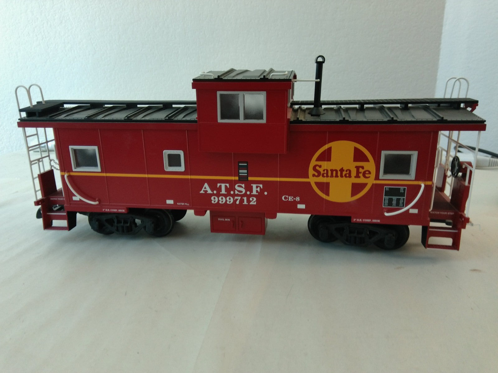 USA Trains R12101A G Scale Extended Vision Caboose Santa Fe #9997111