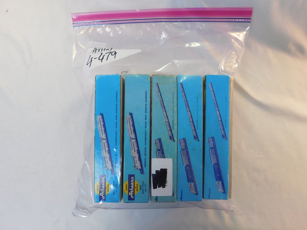 Athearn Blue Box HO Scale Grab Bag Lot# 4-479, 5 Pieces1