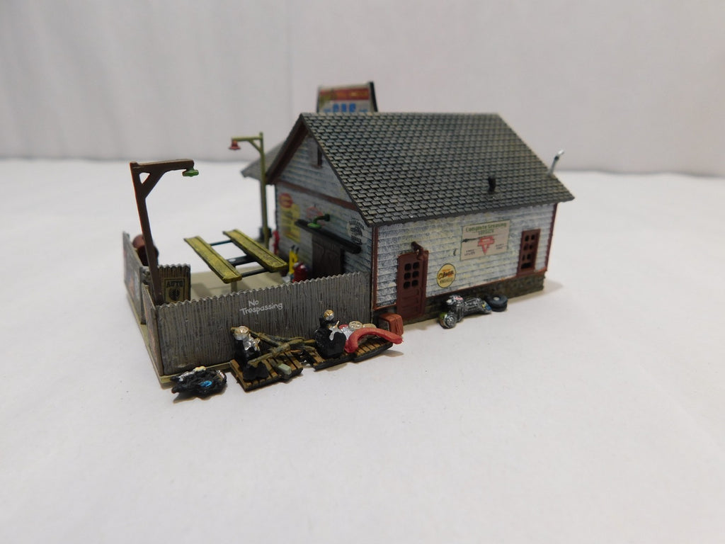 Woodland Scenics BR4935 N Scale Structure, Ethyl's Gas & Service3
