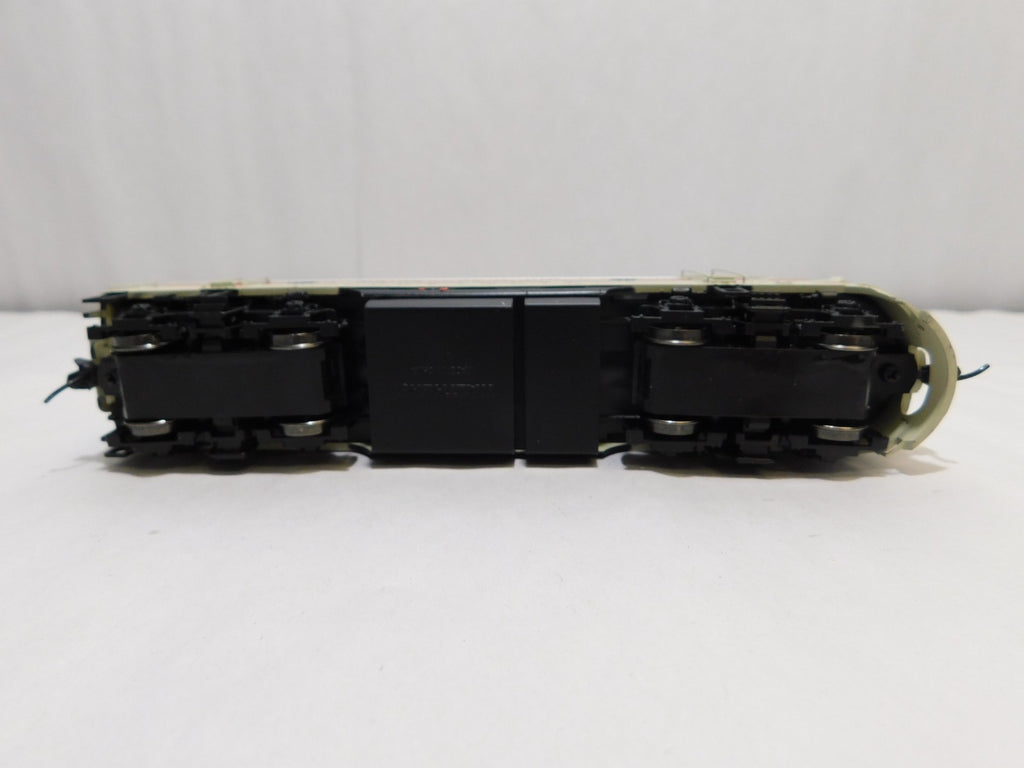 Walthers 910-19911 HO Scale EMD F7A Diesel Locomotive, DCC+Sound, CB&Q #167C6