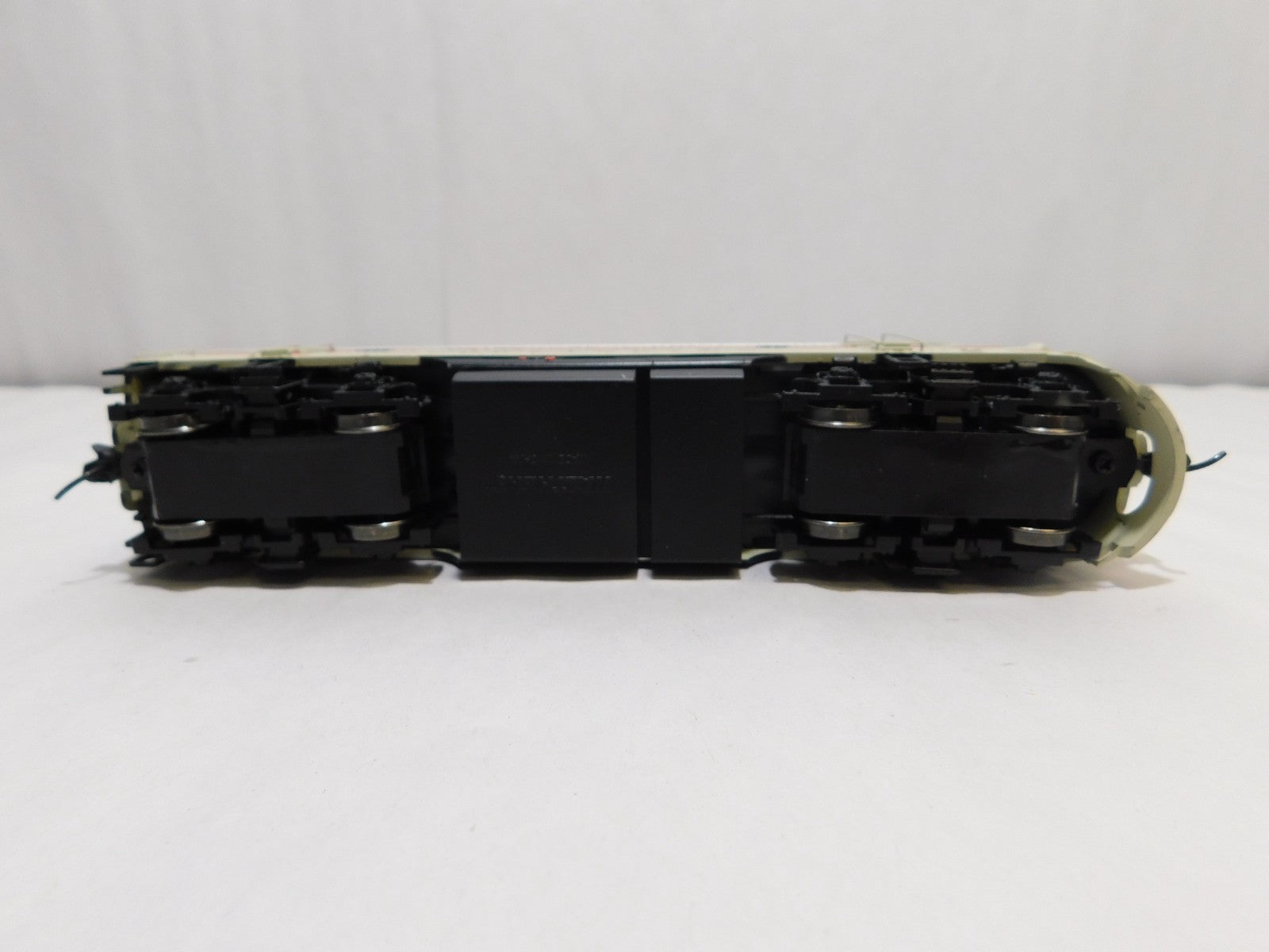 Walthers 910-19911 HO Scale EMD F7A Diesel Locomotive, DCC+Sound, CB&Q #167C6