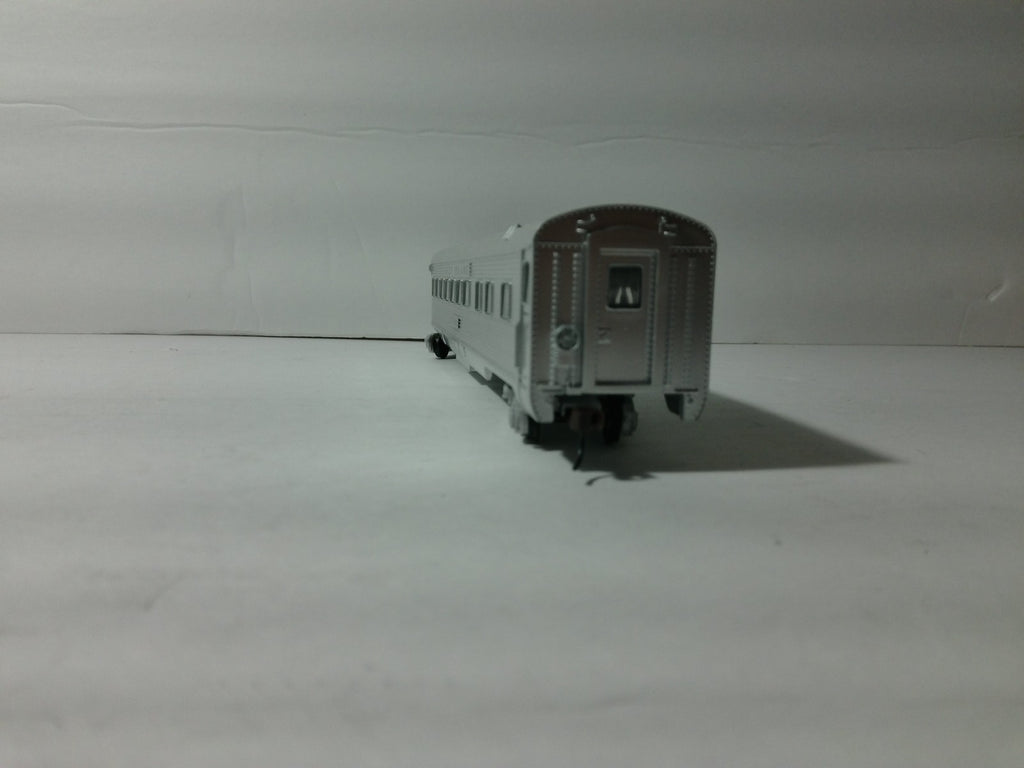 Athearn 7925 HO Scale Rock Island Streamline Passenger Observation 6