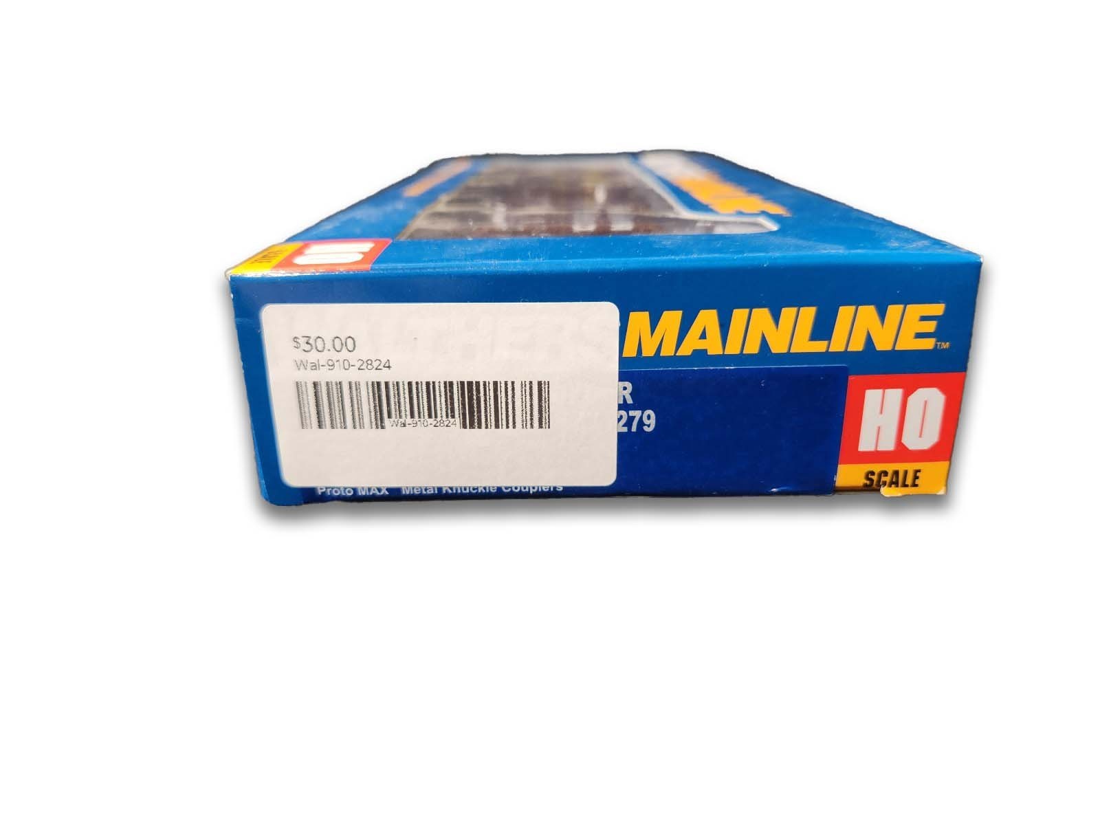 Walthers 910-2824 - Mainline 50' PCF Insulated Boxcar Southern Pacific1