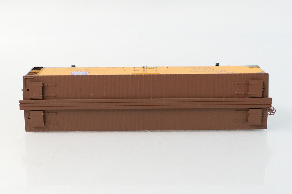 Micro Trains 49500 N Pacific Fruit Express 40' Wood Reefer Vertical Brake Wheel4