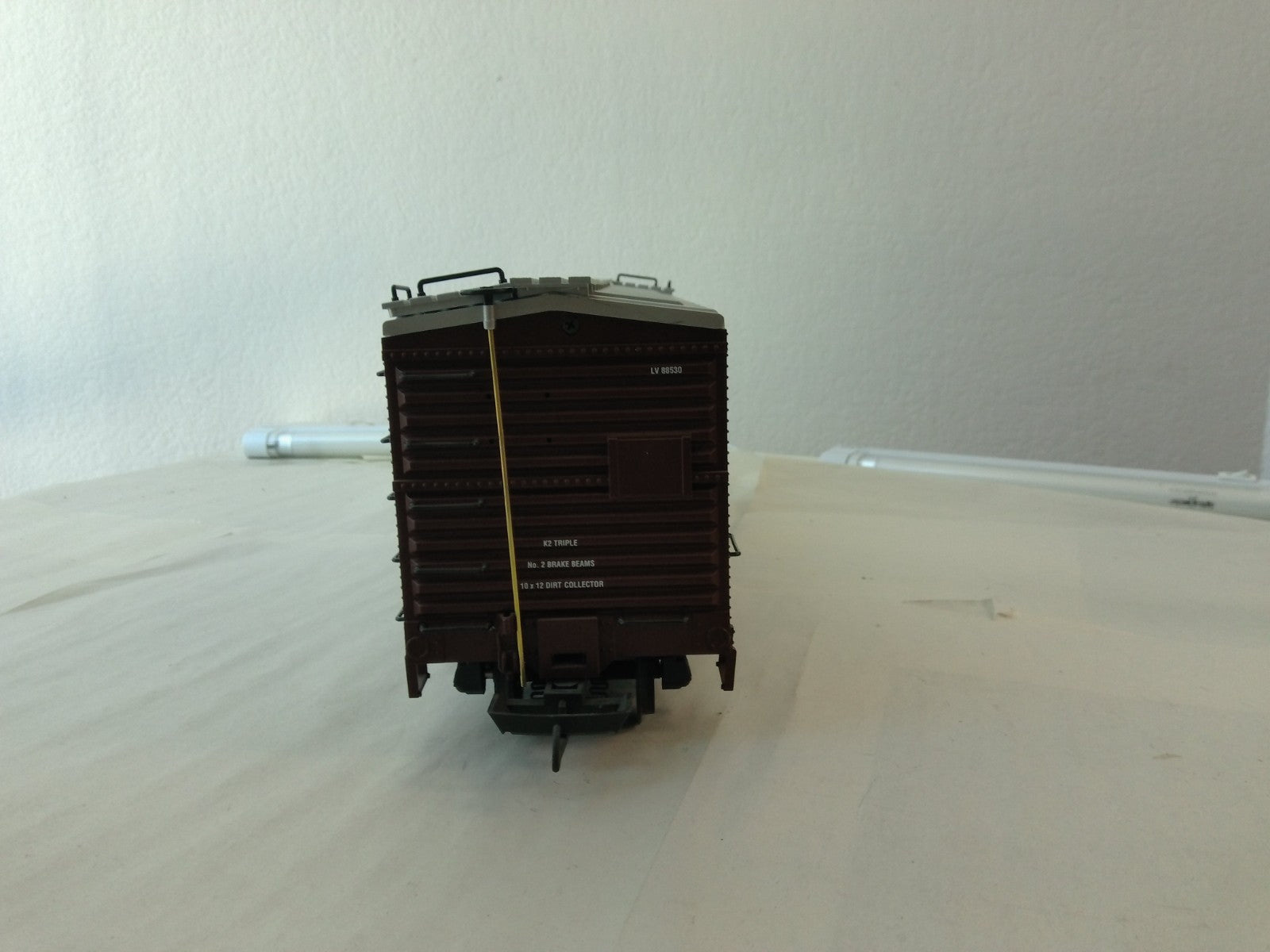 USA Trains R19060C G Scale Steel Box Car Lehigh Valley #885305