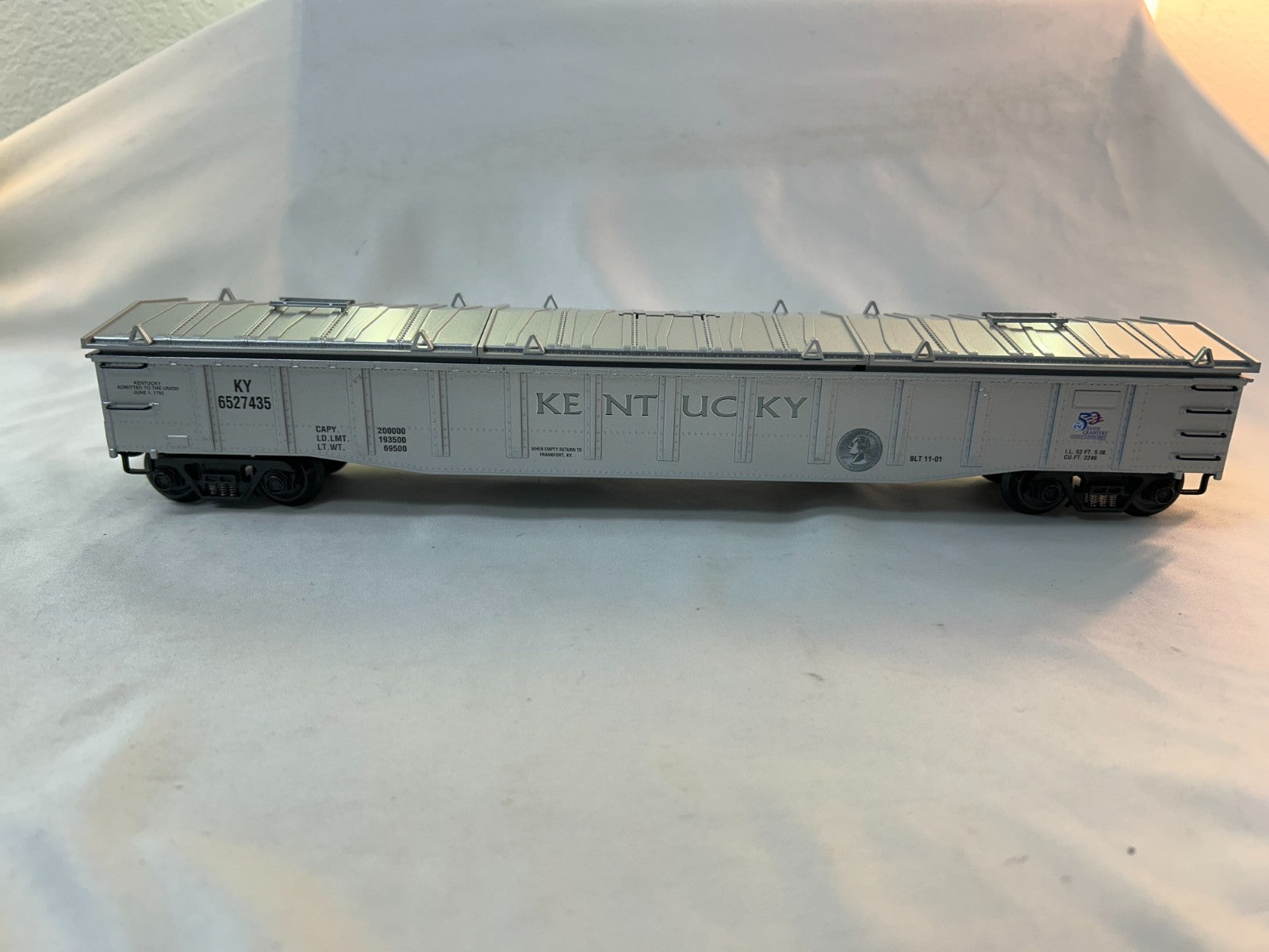 K-Line K652-7435 O Scale Kentucky Commemorative Quarter Gondola Bank0