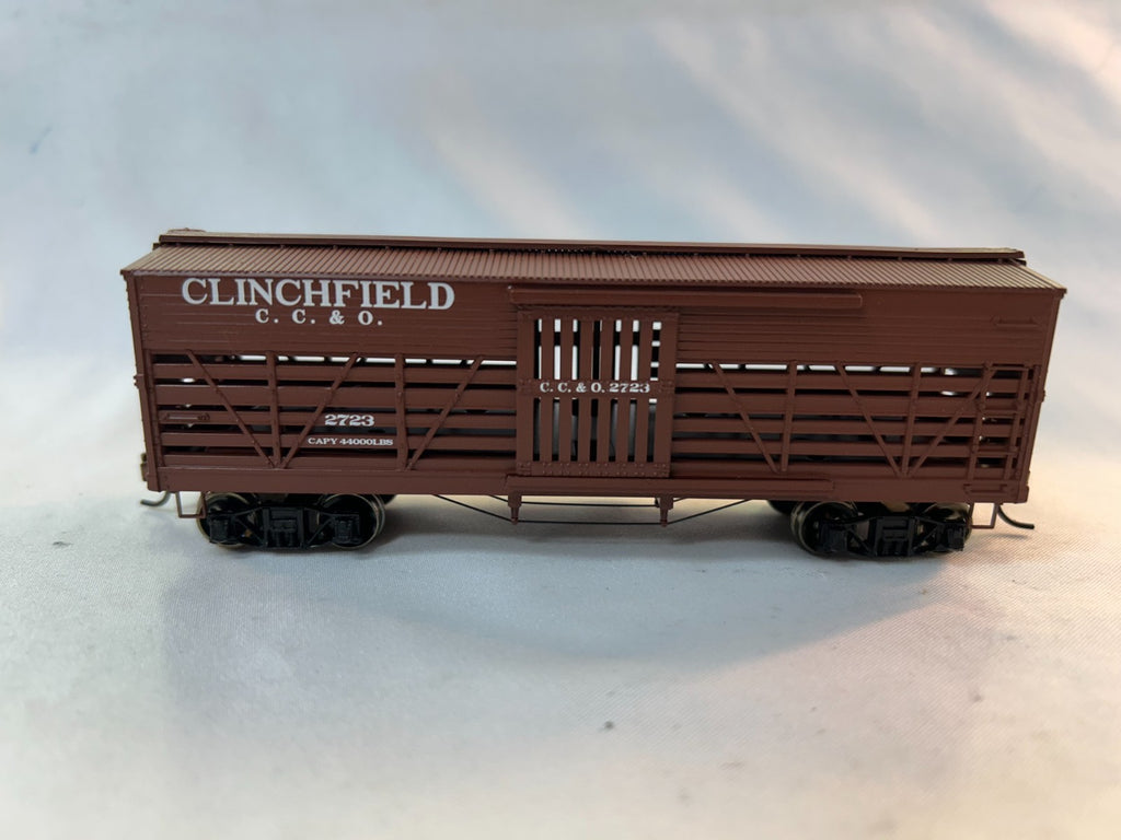 Roundhouse 84207 HO Scale 36' Stock Car, Clinchfield #27230