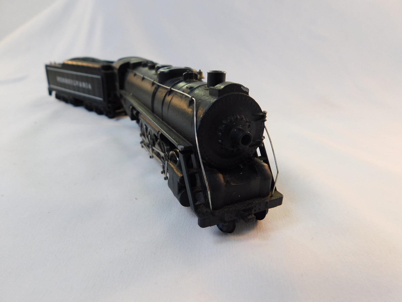 Mantua 348020 HO Scale 2-8-2 Mikado Steam Locomotive & Tender, Pennsylvania3
