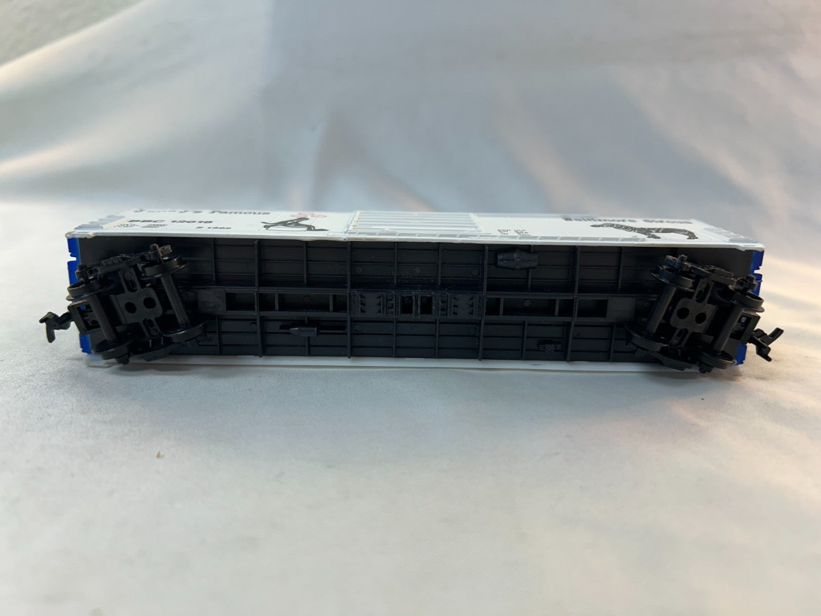 Bevbel Corp. 12018 HO Scale 50' Evans Zebras Boxcar, Baltimore Circus #120185