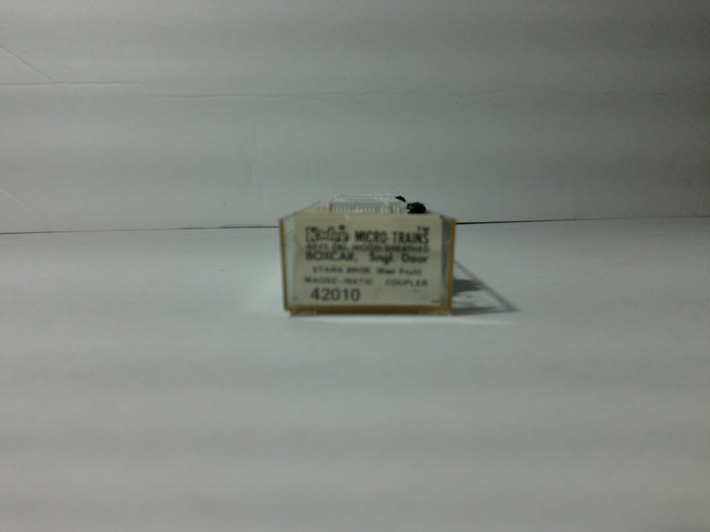 Micro Trains 42010 N Scale Stark Bros Boxcar2
