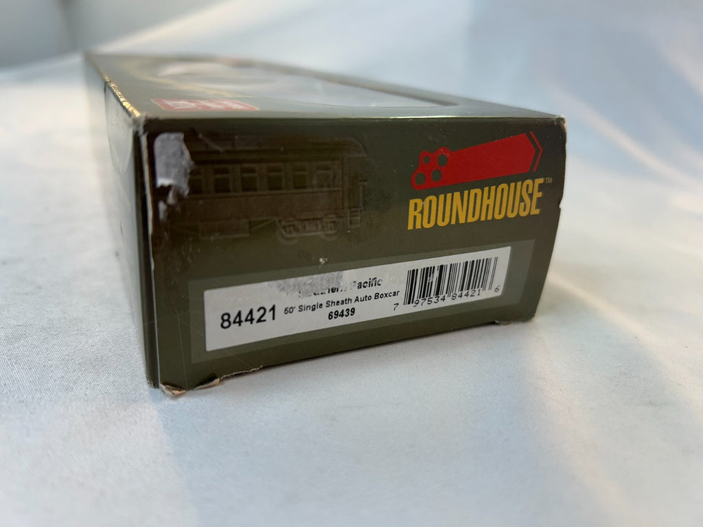 Roundhouse 84421 HO Scale 50' Single Sheath Auto Boxcar, Southern Pacific #694392