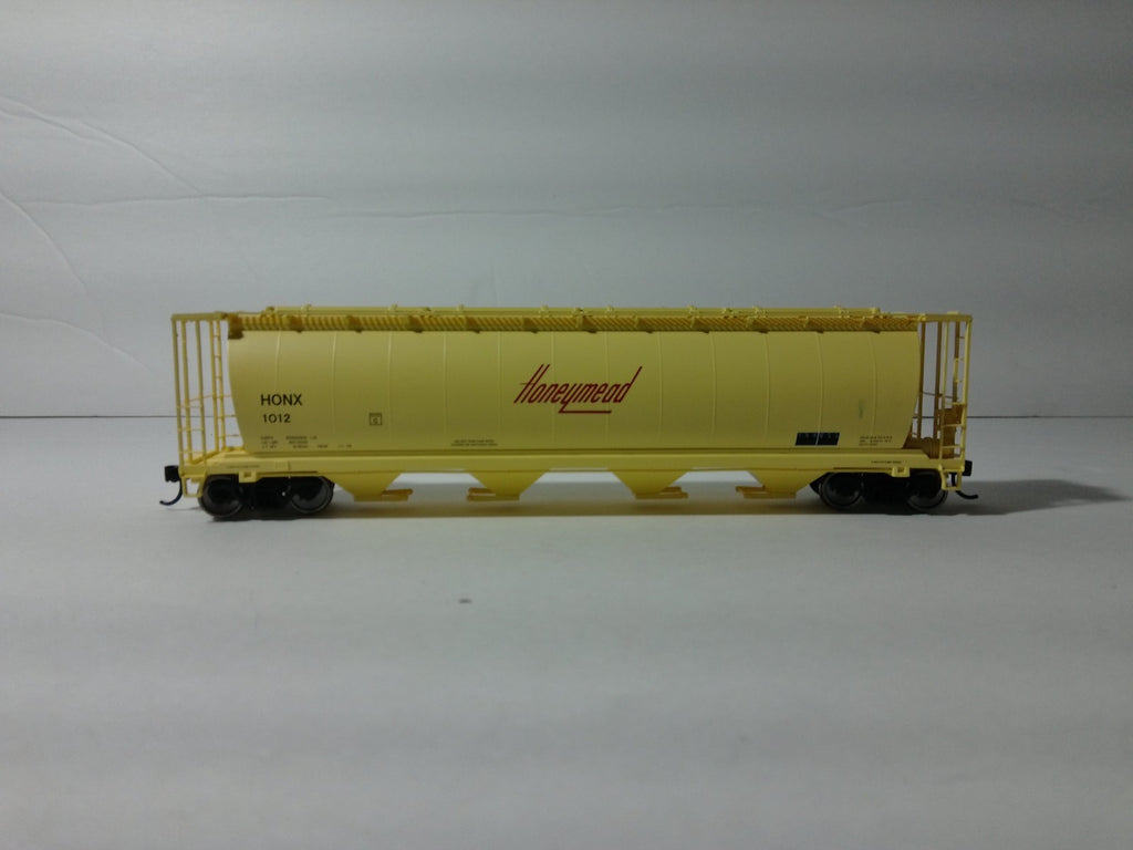 Walthers 910-7896 HO Scale Cylindrical Hopper Honeymead #10121