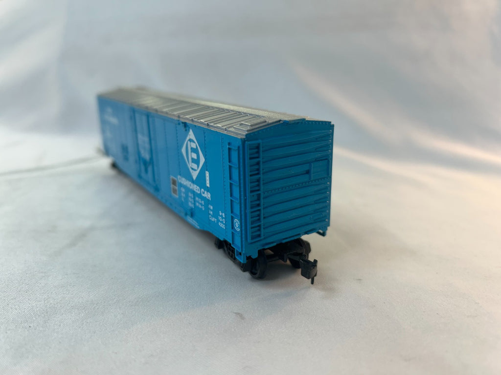 Bachmann 43-1010-G4 HO Scale 51' Steel Plug Door Box Car, Erie Lackawanna #68272