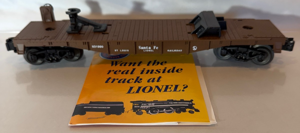 Lionel 52167 - O Scale St. Louis, Sante Fe Flatcar1