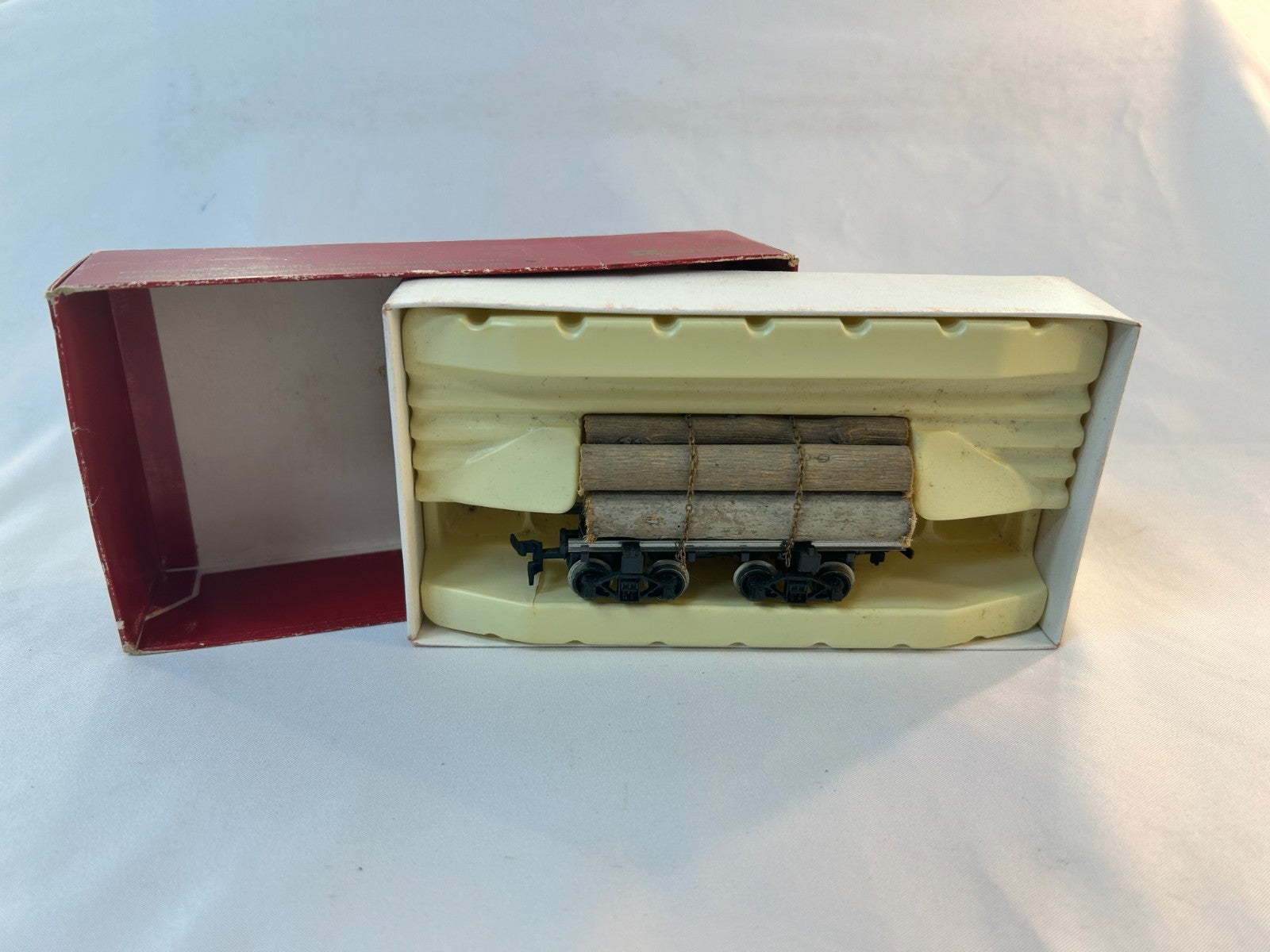 Rivarossi 2349 HO Scale Log Buggie, Short Wheelbase *FREE SHIPPING*1