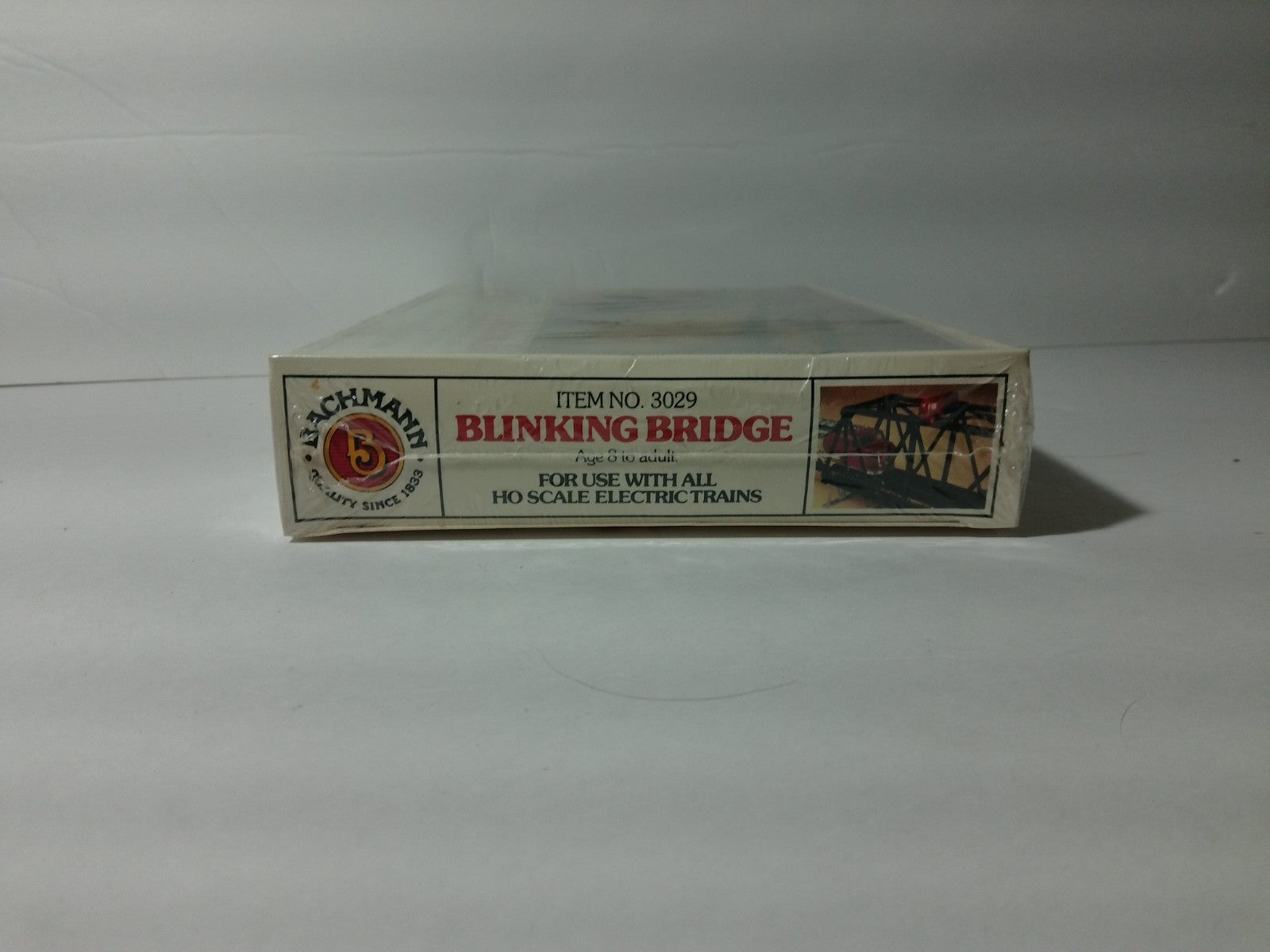 Bachmann 3029 HO Scale Blinking Bridge1