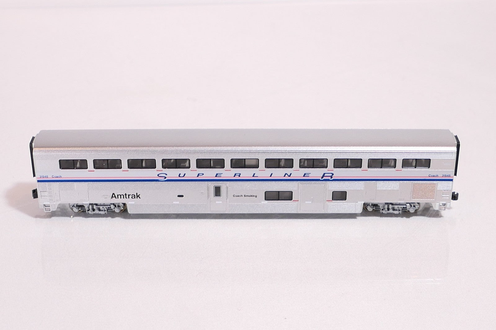 Kato 106-3504 N Scale Amtrak Superliner Passenger Car Phase IV Set A (4 Car Set)6