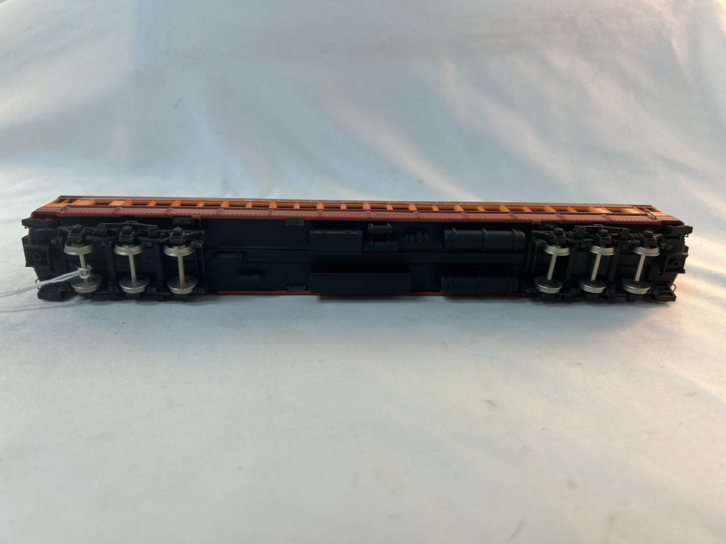 Bachmann Spectrum 89135 HO Scale Heavyweight Passenger Coach, SP Daylight #19854