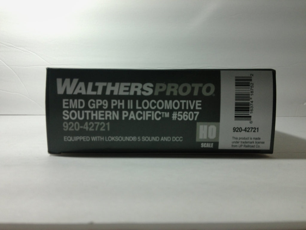 Walthers 920-42721 HO Scale EMD GP9 PH II Locomotive DCC+Sound SP #56073