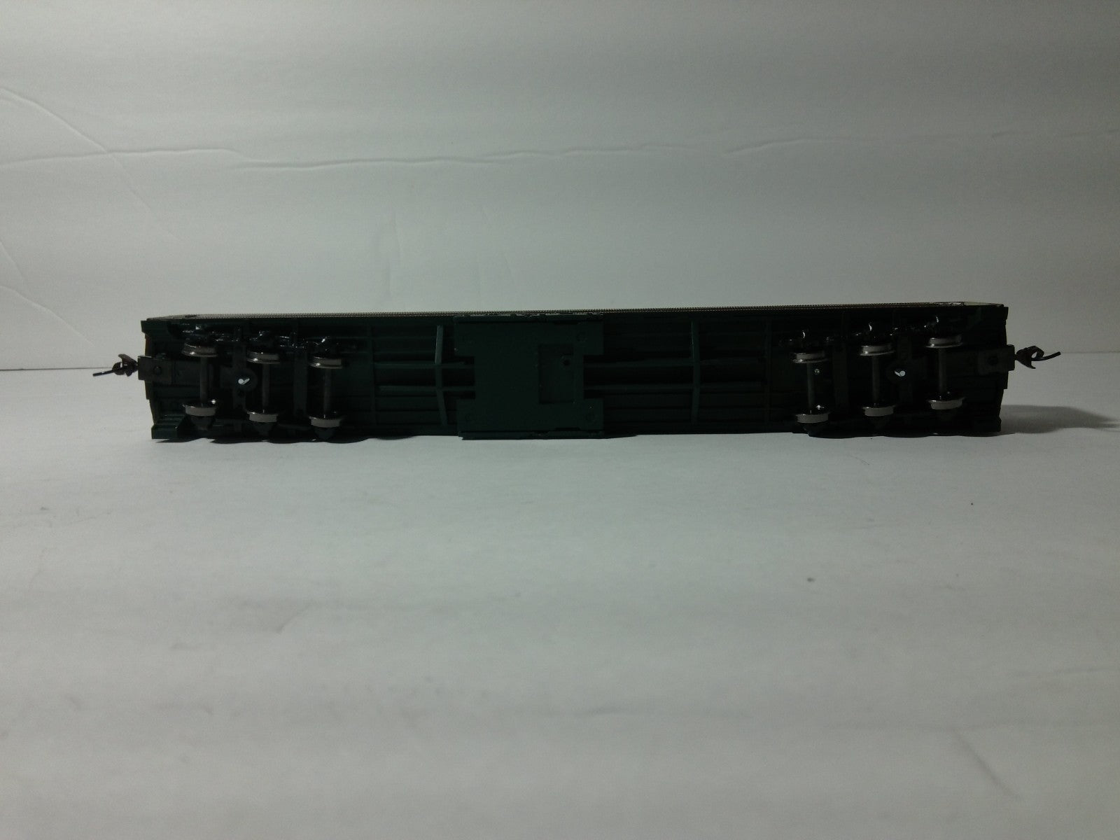 Athearn 8502 HO Scale Napa Valley RR Coach Car Zinfandel #10147