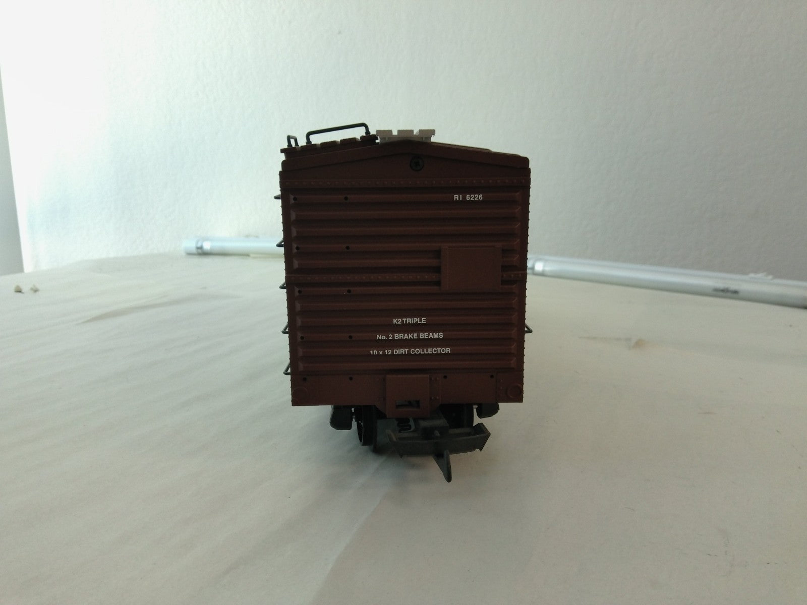 USA Trains R19104B G Scale Steel Box Car Rock Island #62265