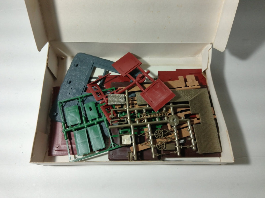 Pola 532 HO Scale Blacksmith Shop1