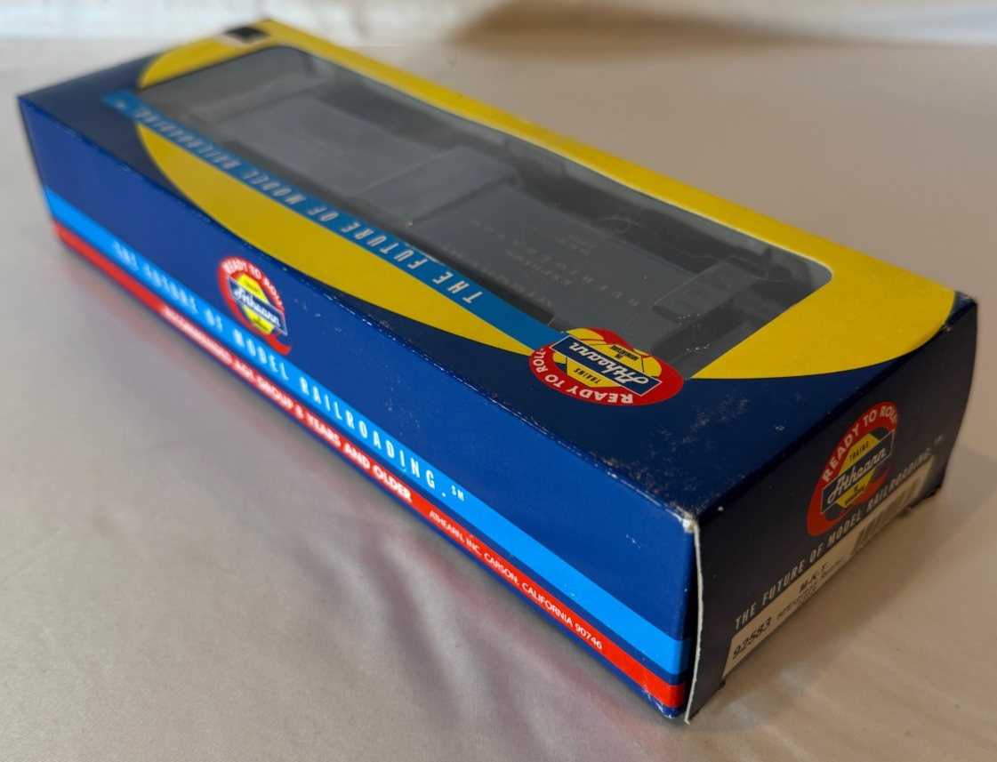 Athearn HO1313  50' M K T Express Reefer Car #925833