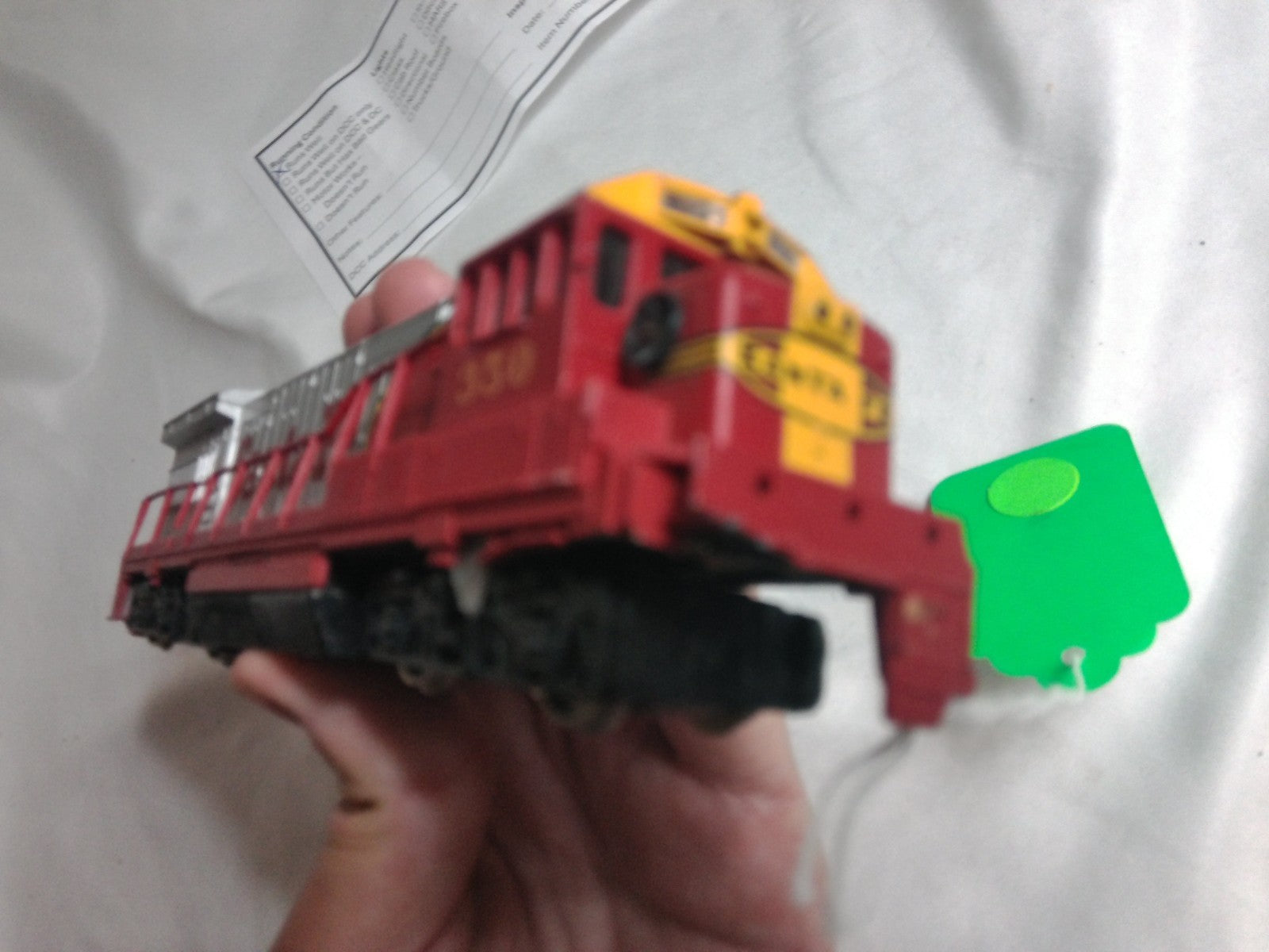 Bachmann HO Scale Santa Fe ATSF Diesel #350 RUNS - READ (No Box)4