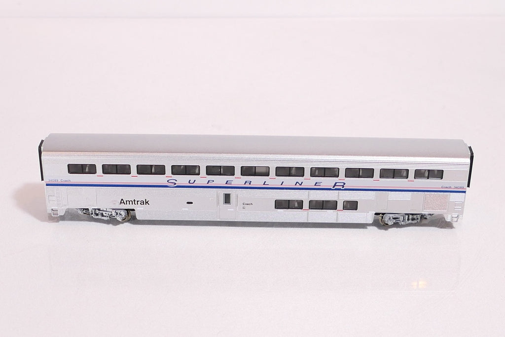 Kato 106-3504 N Scale Amtrak Superliner Passenger Car Phase IV Set A (4 Car Set)9