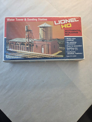 Lionel HO Scale #75-4552-200 "Water Tower And Sanding Structure" Building Kit