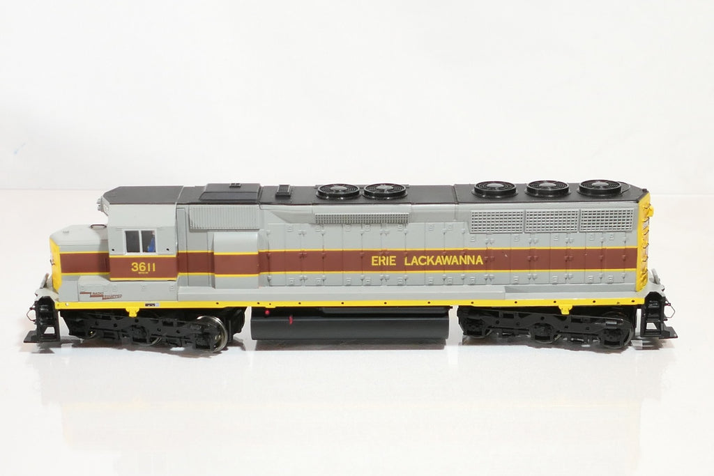 Bachmann 11622 - HO Scale Locomotive DC Erie 3611 Lackawan EMD SD45 Diesel3