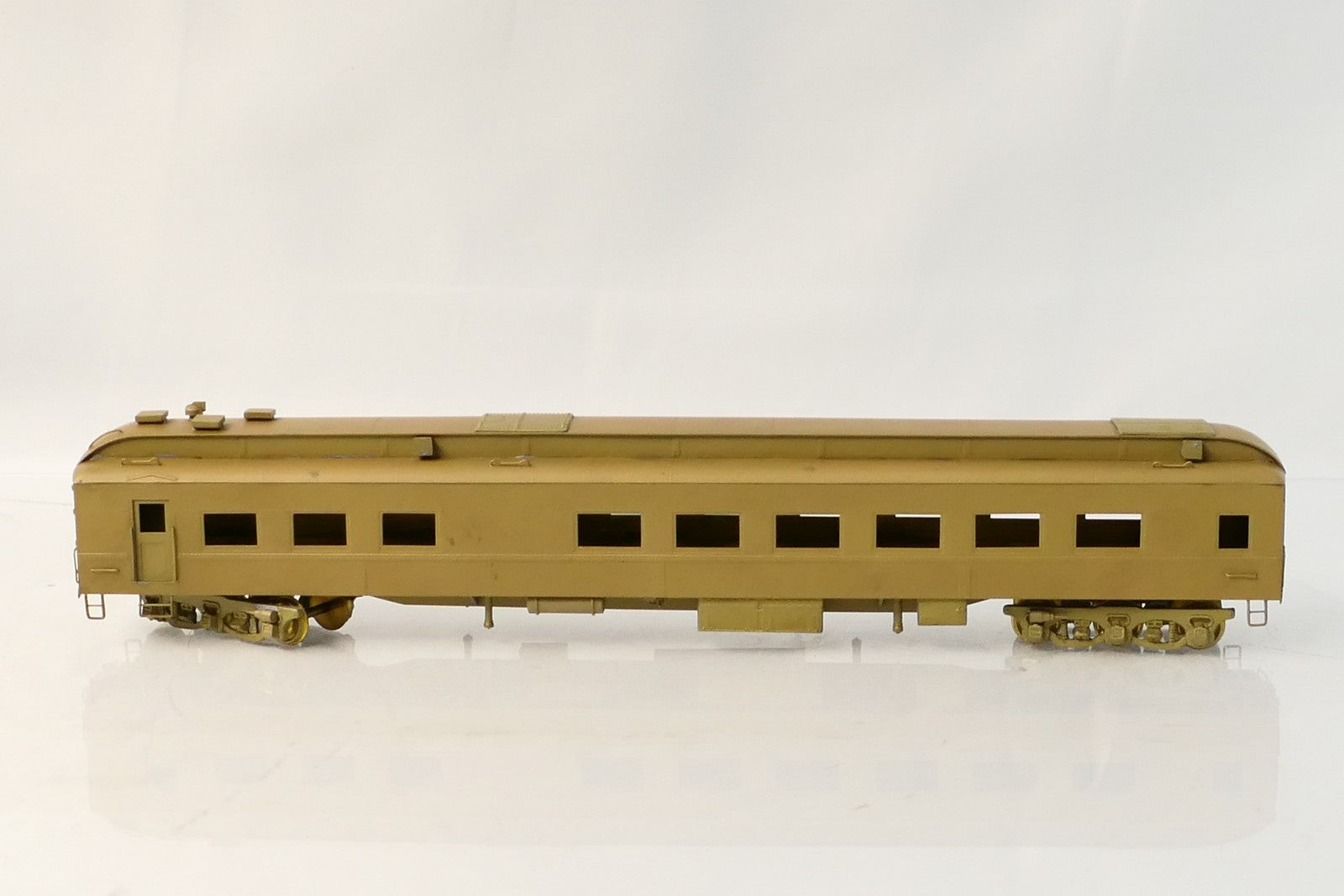 Hallmark Brass HO Scale Passenger Diner Car Unpainted3