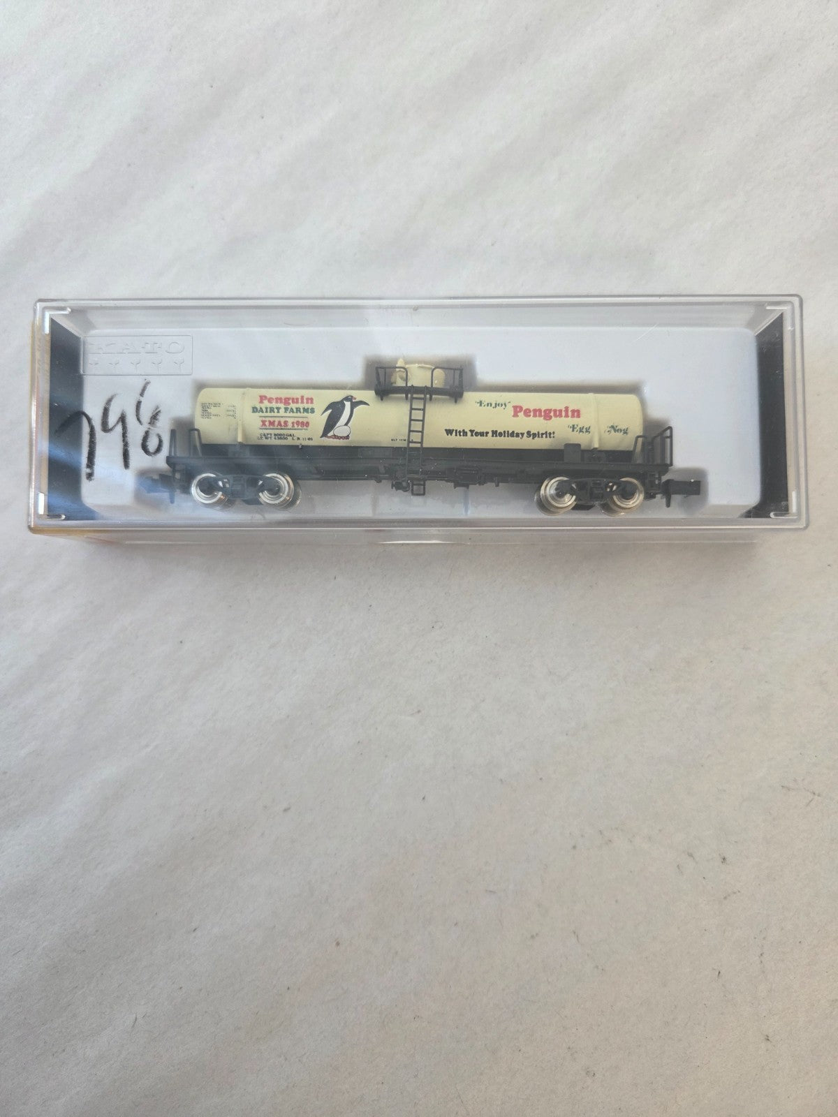 Con-Cor #8011 N Scale 1980 Con Cor Christmas Car "Penguin Dairy Farms"2