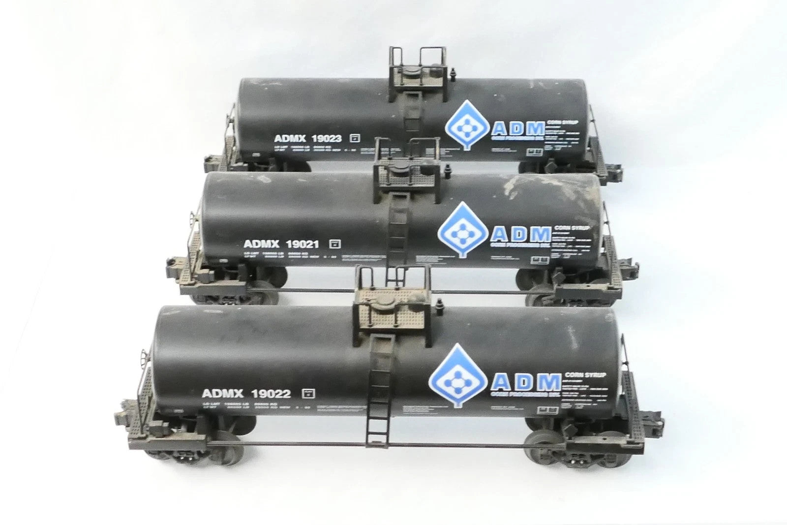 Lionel O Gauge ADM Unibody Tank Car 3-Pack - Used W/Box - #19021 #19022 #190231