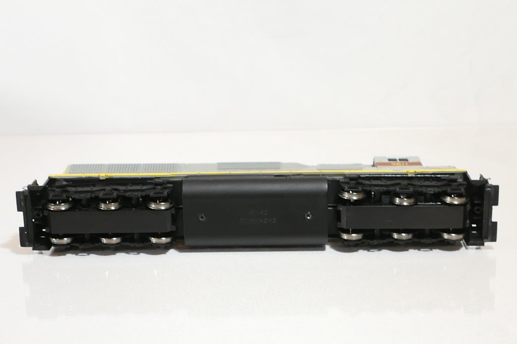 Bachmann 11622 - HO Scale Locomotive DC Erie 3611 Lackawan EMD SD45 Diesel5