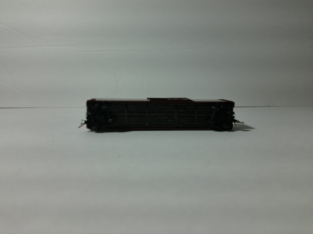 Micro Trains 31170 N Scale 50' Standard Boxcar Single Door N.P #314686